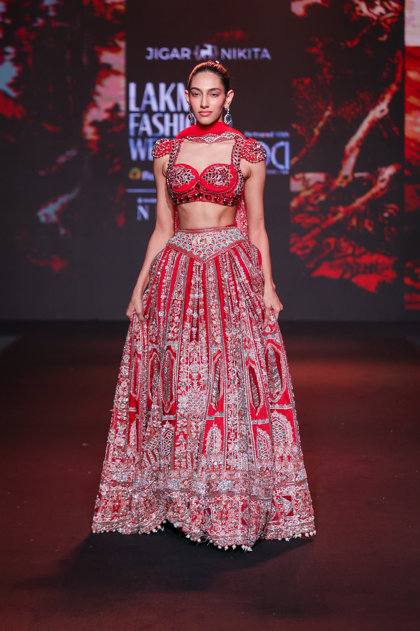 Siam-e-Shaahi Lehenga Set